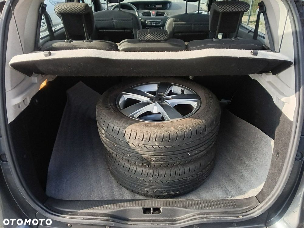 Renault Scenic - 7