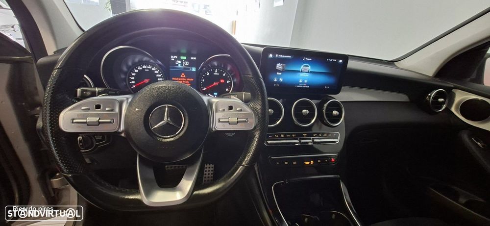 Mercedes-Benz GLC 300 d 4Matic 9G-TRONIC AMG Line - 14