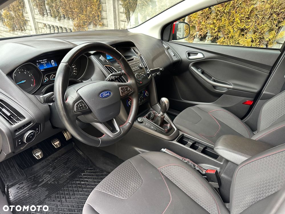 Ford Focus 1.5 EcoBoost STart-Stopp-System ST-LINE - 30