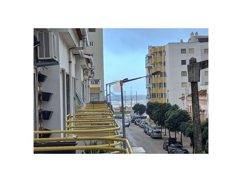 Apartamento T3 remodelado - 300mt da praia | Costa da Caparica - Grande imagem: 2/33