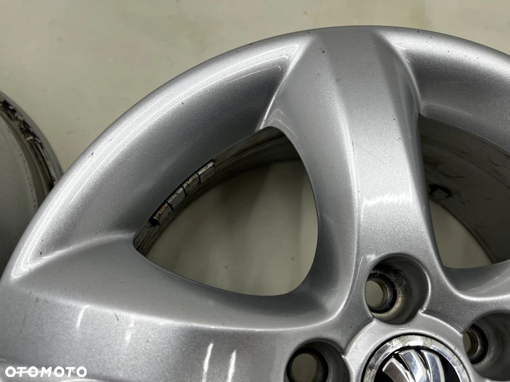 Felgi aluminiowe Skoda Fabia 2 II Roomster Praktik Ibiza Polo Fox 07-14r. r15 cali 6jx15 ET43 5x100 - 31