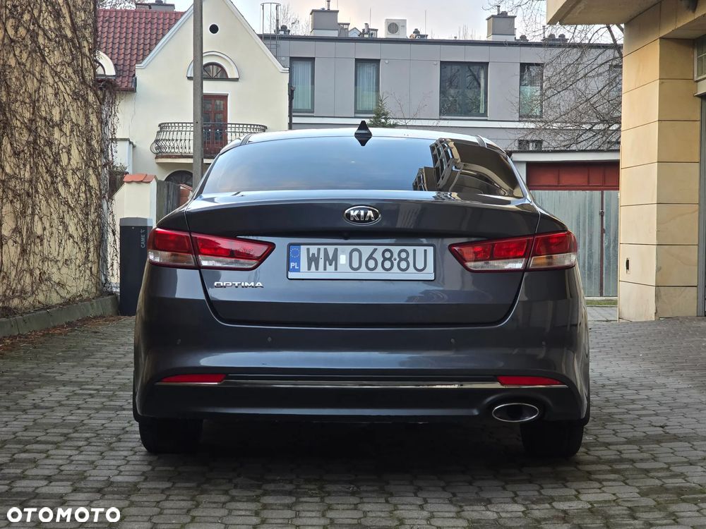 Kia Optima 1.7 CRDI L - 11