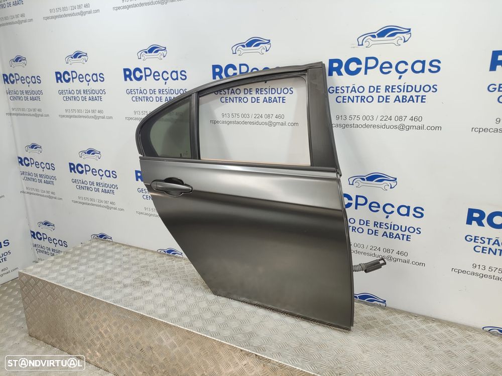 Porta Tras Traseira Direita BMW Serie 3 F30 Sedan Carro 2011 - 2018 - 4