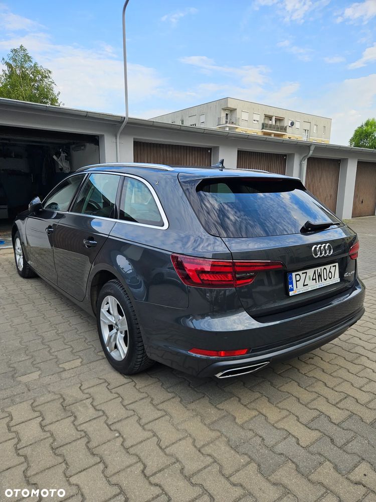 Audi A4 Avant 40 g-tron S tronic - 3