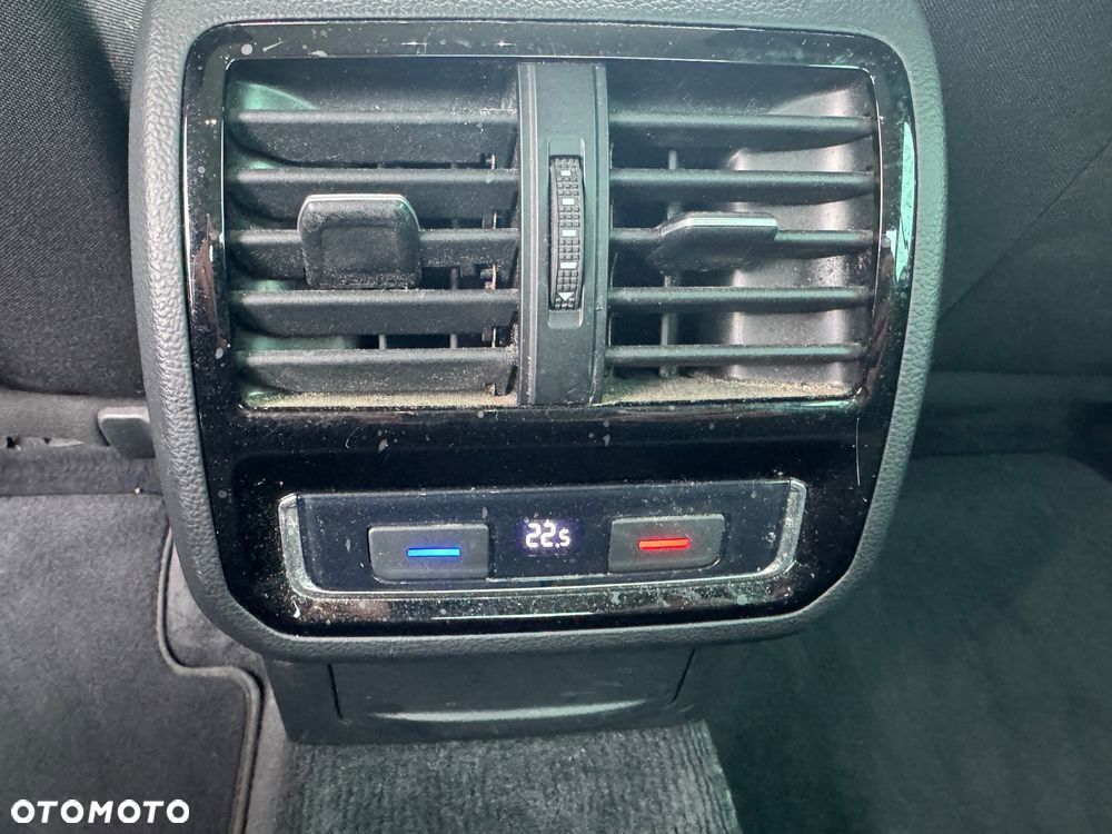 Volkswagen Passat 1.5 TSI OPF DSG Business - 10