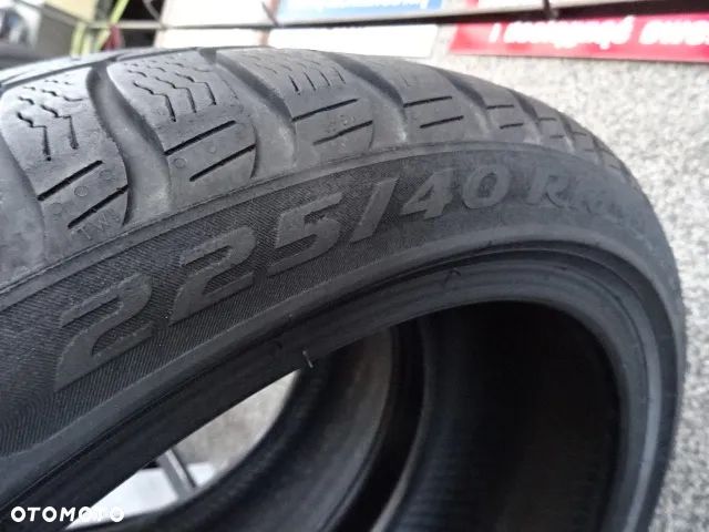 225/40/R18 92W  RSC Pirelli Winter Sotto Zero 3 - 7