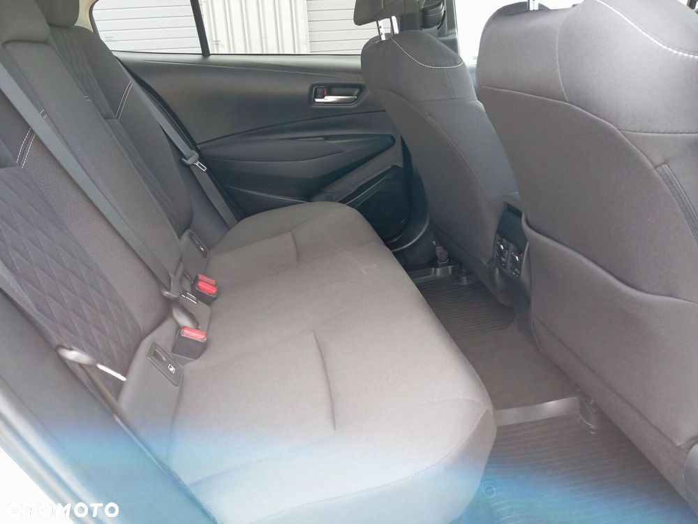 Toyota Corolla 1.8 Hybrid Comfort - 9