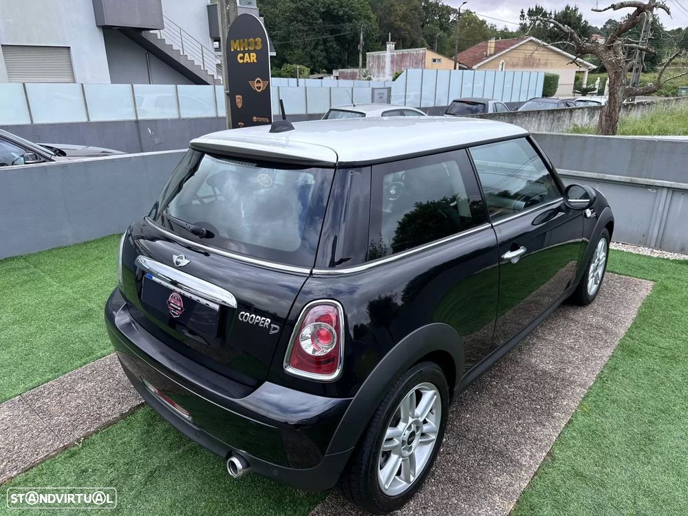 MINI 3 Portas - 12