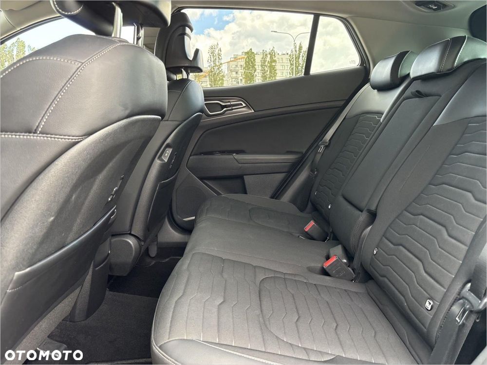Kia Sportage 1.6 T-GDI MHEV Business Line 4WD DCT - 10