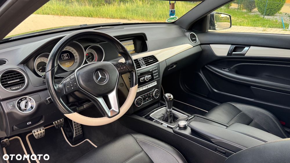 Mercedes-Benz Klasa C 180 BlueEFFICIENCY - 20