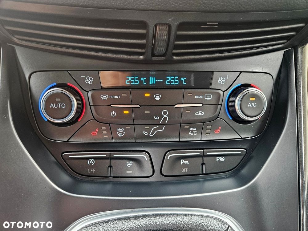 Ford Kuga - 29