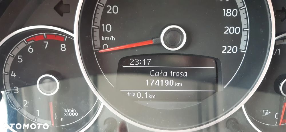 Volkswagen up! 1.0 high - 14