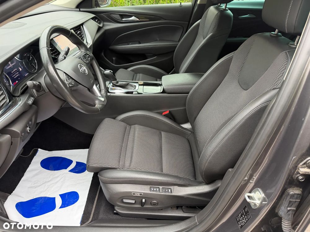 Opel Insignia 2.0 CDTI Business Elegance S&S - 10