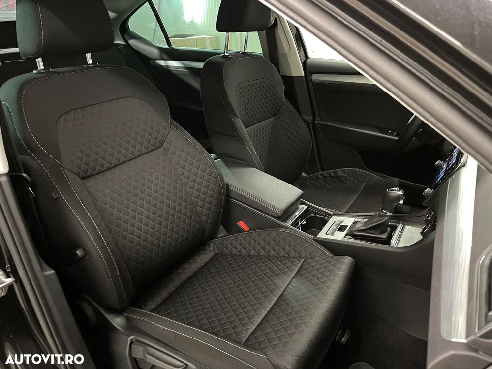 Skoda Superb 2.0 TDI DSG Ambition - 10