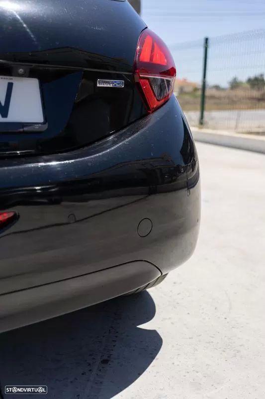 Peugeot 208 1.6 BlueHDi Allure - 16