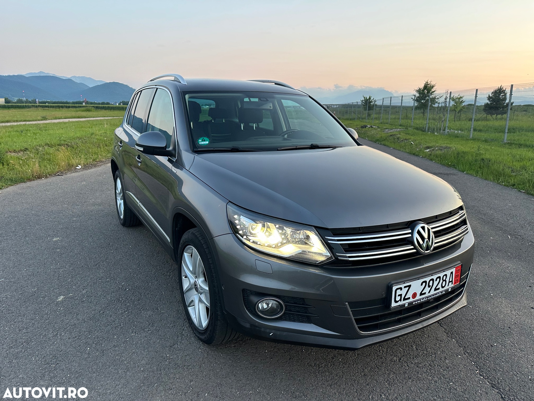 Volkswagen Tiguan 2.0 TDI DPF 4Motion DSG Cup Sport & Style - 2