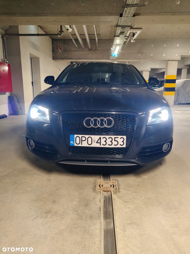 Audi A3 Sportback 2.0 TDI DPF Ambiente S tronic - 2