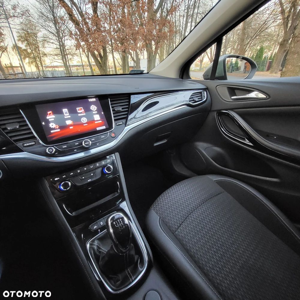 Opel Astra 1.6 D Start/Stop Business - 2