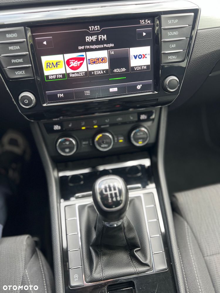 Skoda Superb 2.0 TDI Active - 17