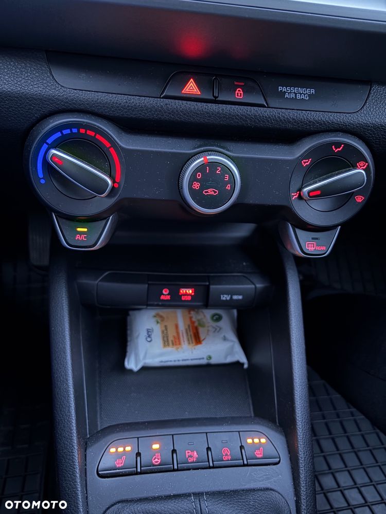 Kia Stonic 1.2 M - 17