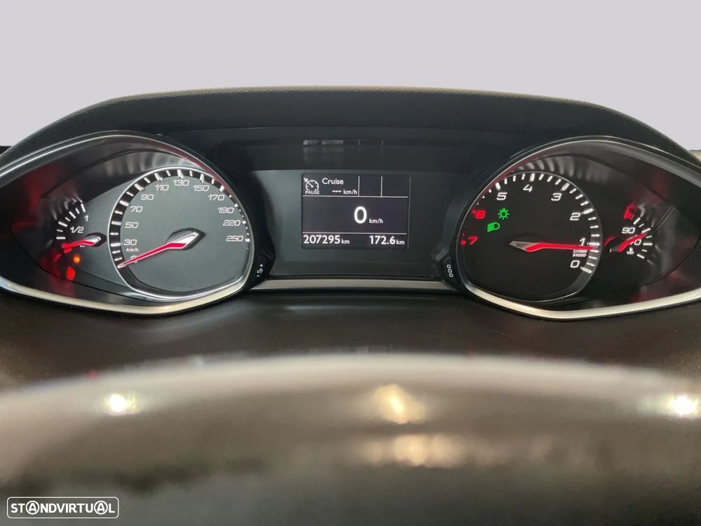 Peugeot 308 SW 1.2 PureTech Allure - 7