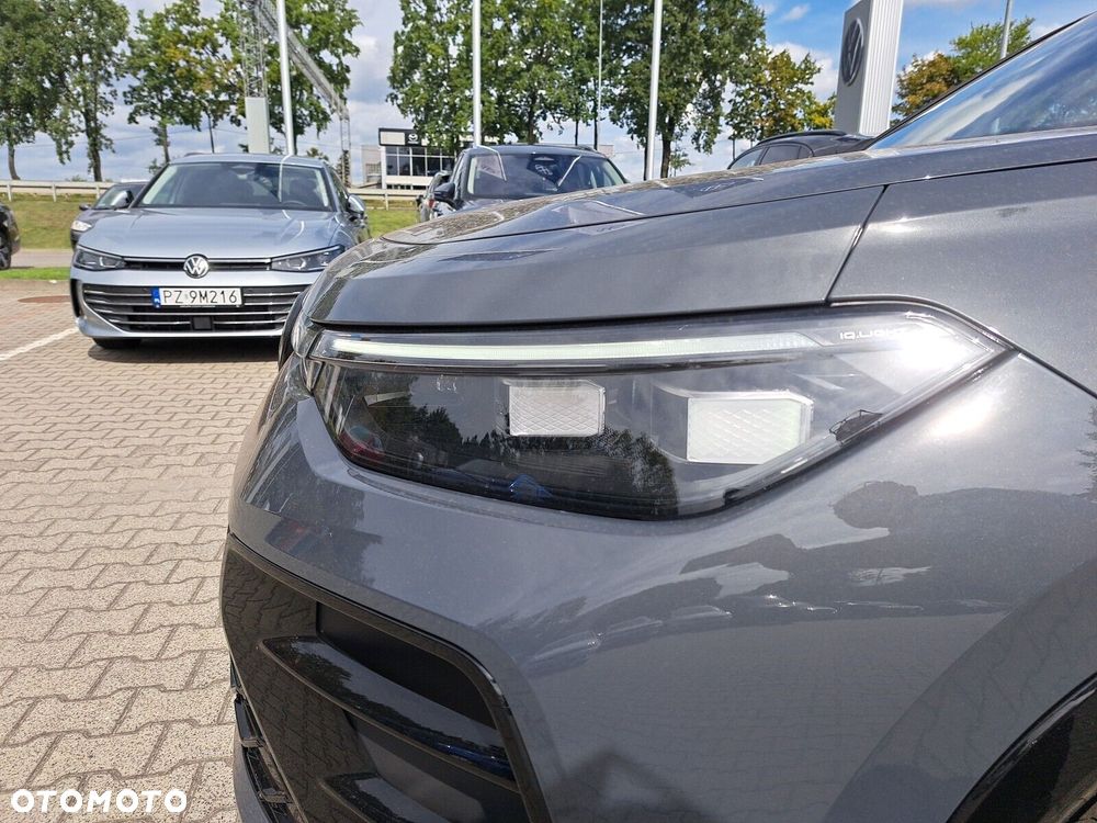 Volkswagen Tayron 2.0 TDI SCR 4Mot R-Line Plus DSG - 24