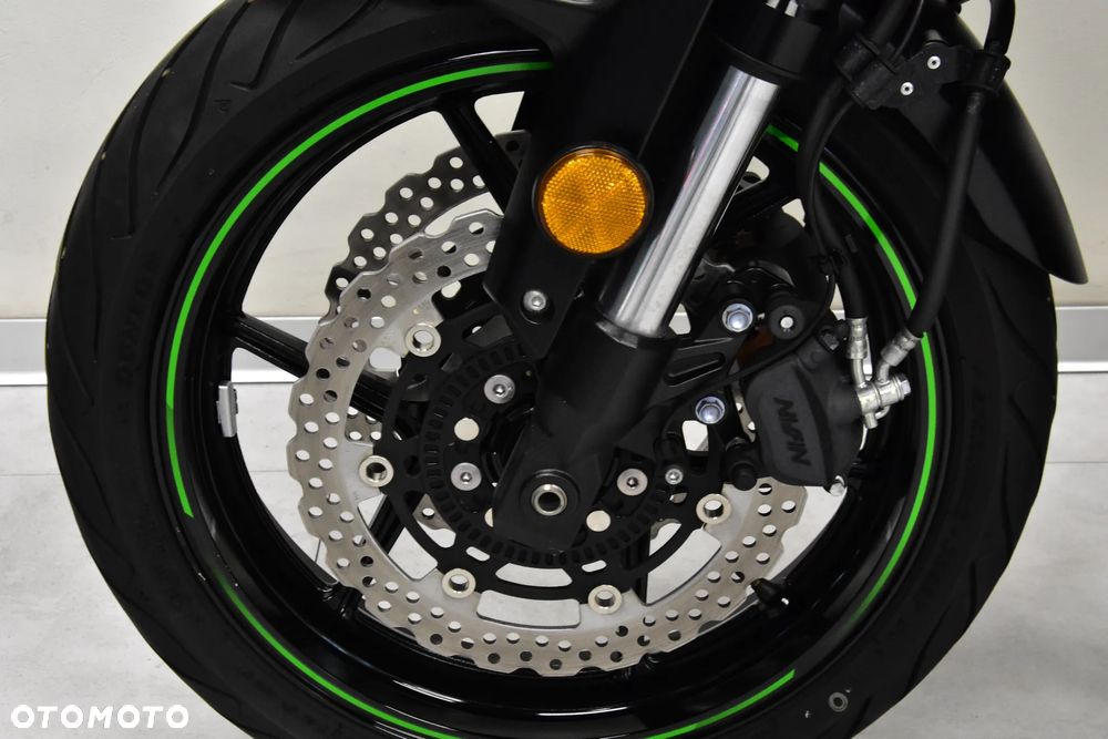 Kawasaki Versys 650 - 33