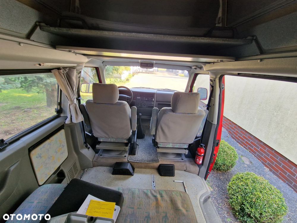 Volkswagen California - 14