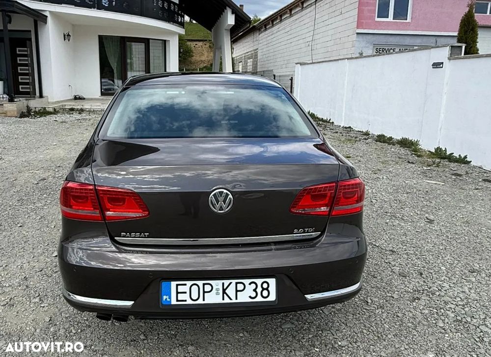 Volkswagen Passat 2.0 TDI DSG (BlueMotion Technology) Highline - 20