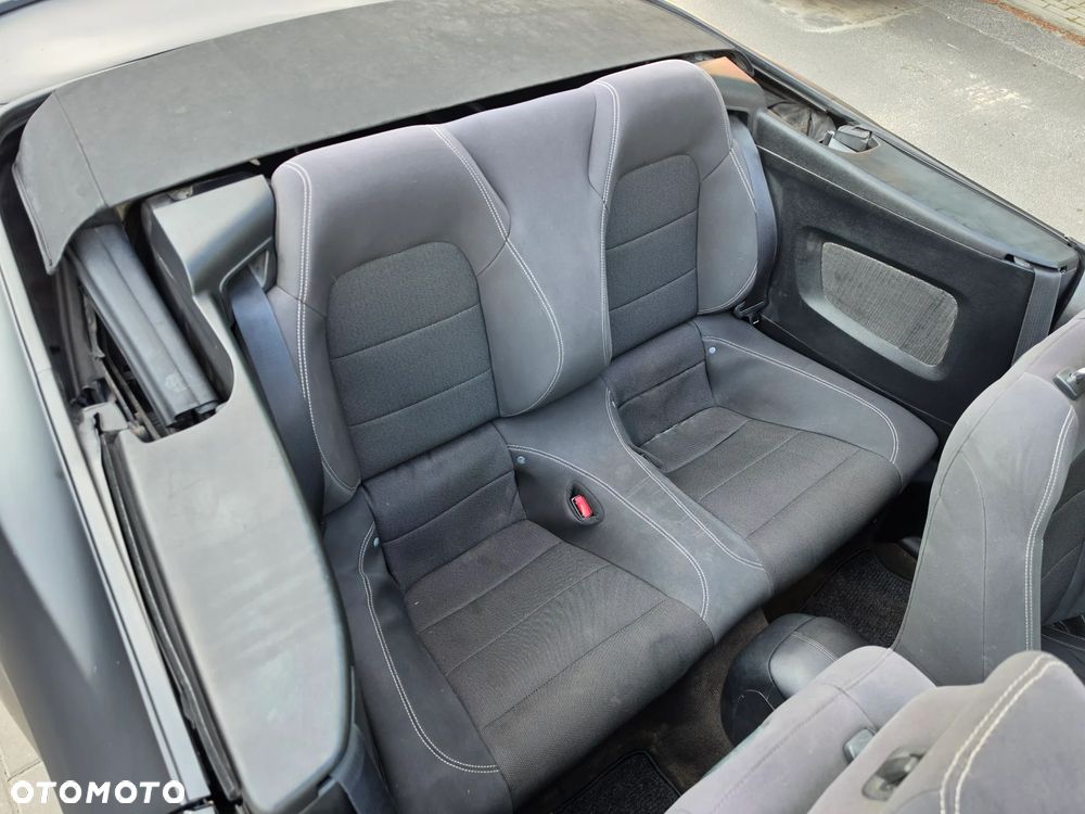 Ford Mustang 3.7 V6 Premium - 14
