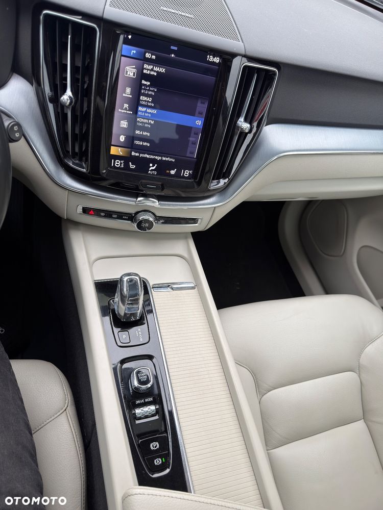 Volvo XC 60 T8 Twin Engine AWD Geartronic Inscription - 13