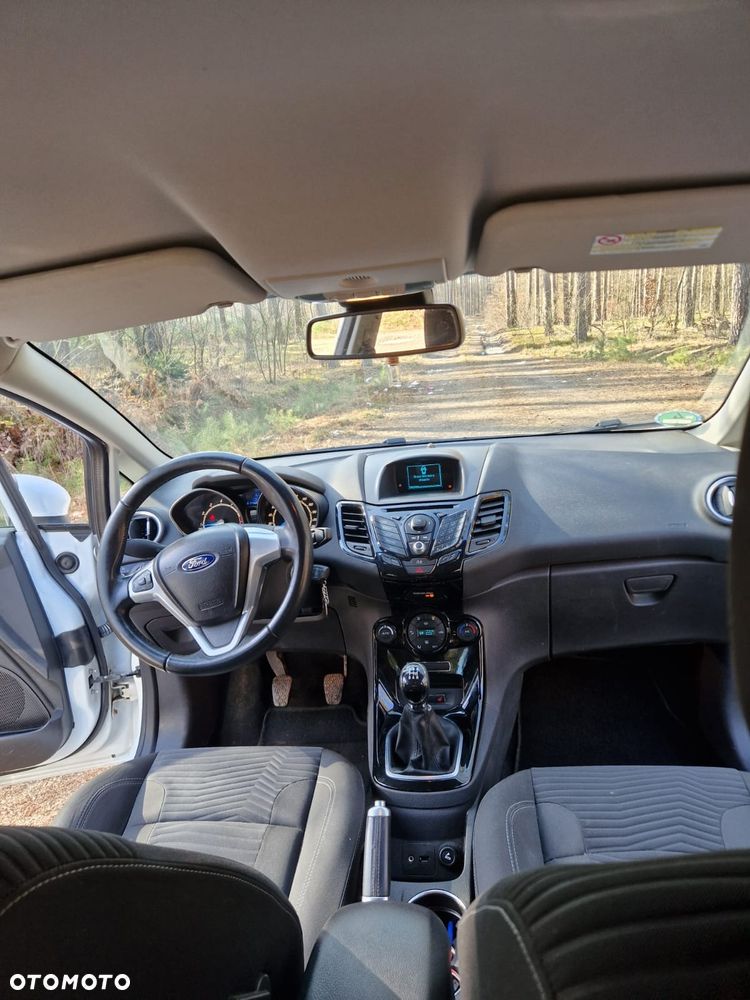 Ford Fiesta - 6