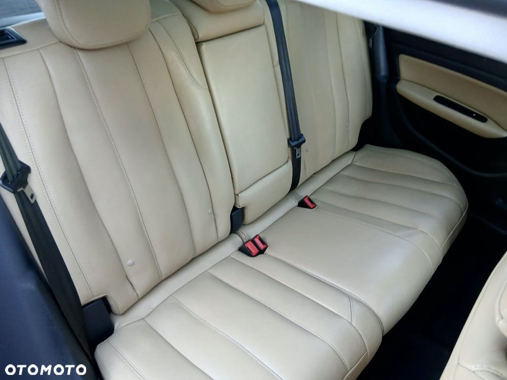 Peugeot 308 - 33