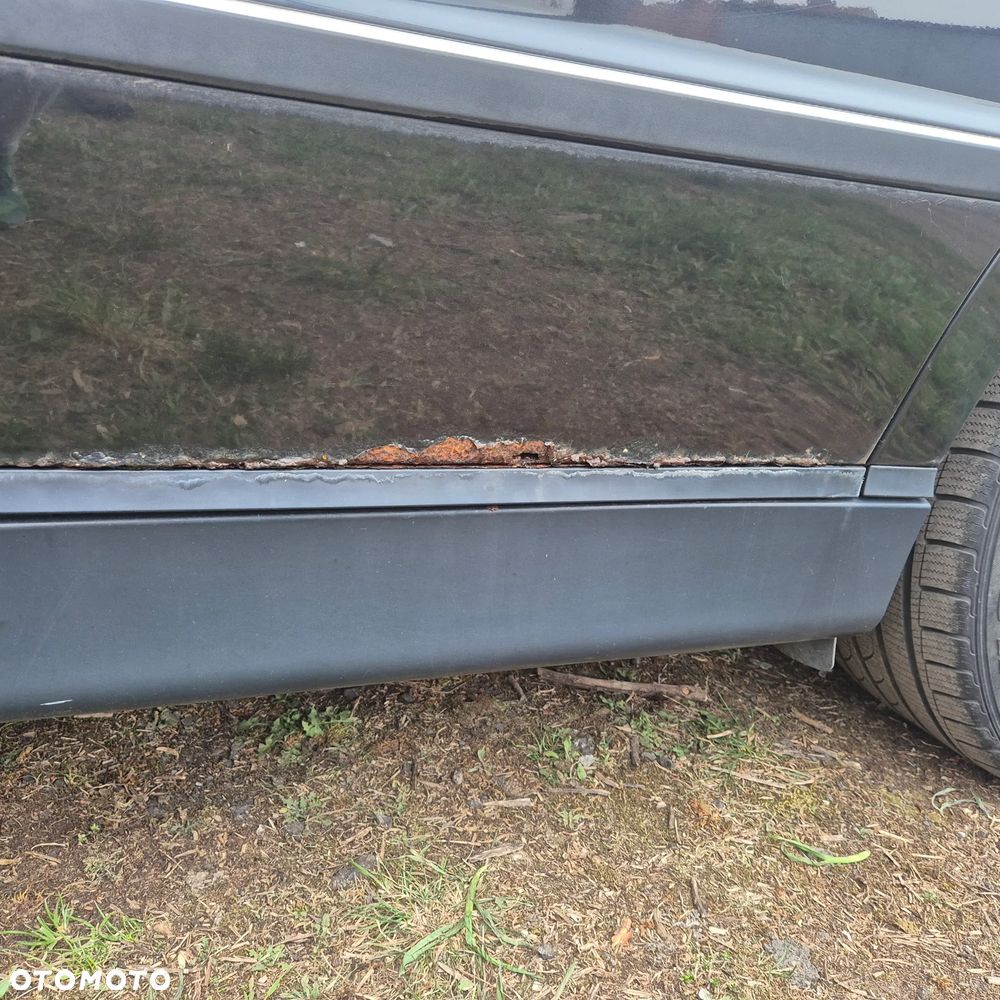 BMW Seria 7 735i L - 11