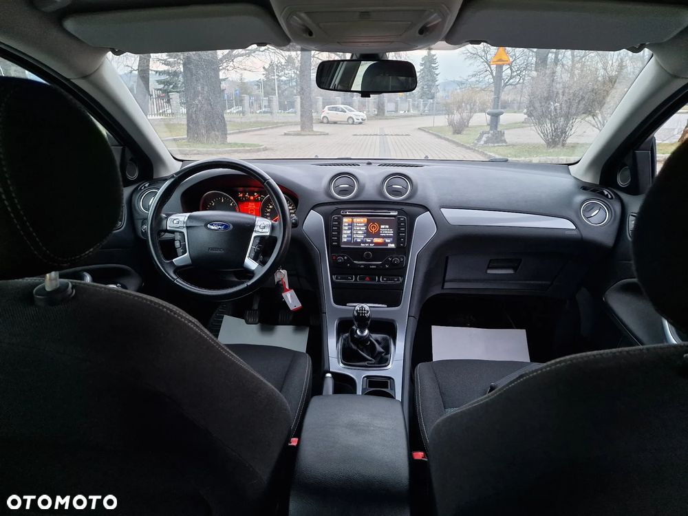 Ford Mondeo - 16
