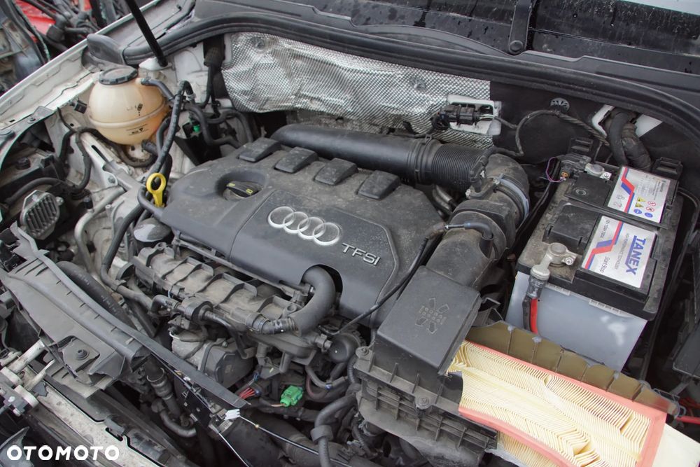 Auto na części - Audi Q3 I 8U Lift 2.0 TFSI 200 KM CCTA SGV LB9A 2017R Silnik Skrzynia Drzwi Klapa Błotnik Zderzak Lampa Lusterko Klamka Szyba Deska Kokpit Sterownik Moduł Czujnik Licznik Wyświetlacz Panel Kierownica - 18