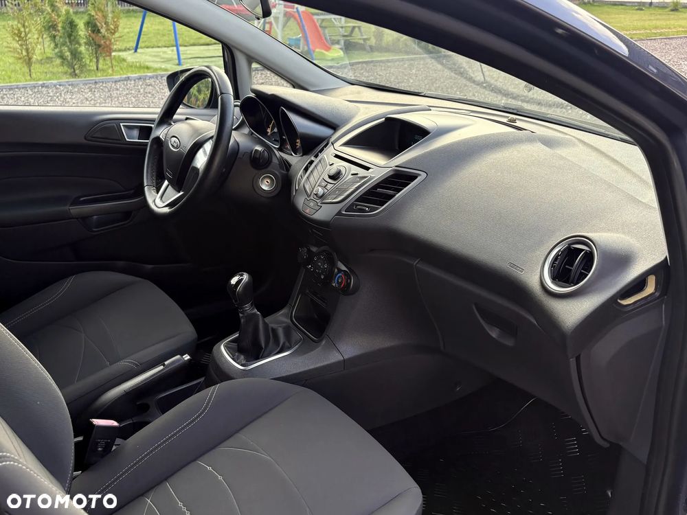 Ford Fiesta 1.25 Titanium EU5 - 17