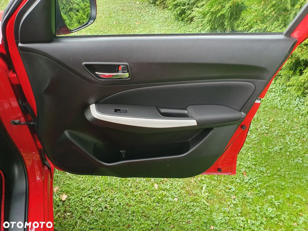 Suzuki Swift 1.2 Dualjet Hybrid Comfort - 17