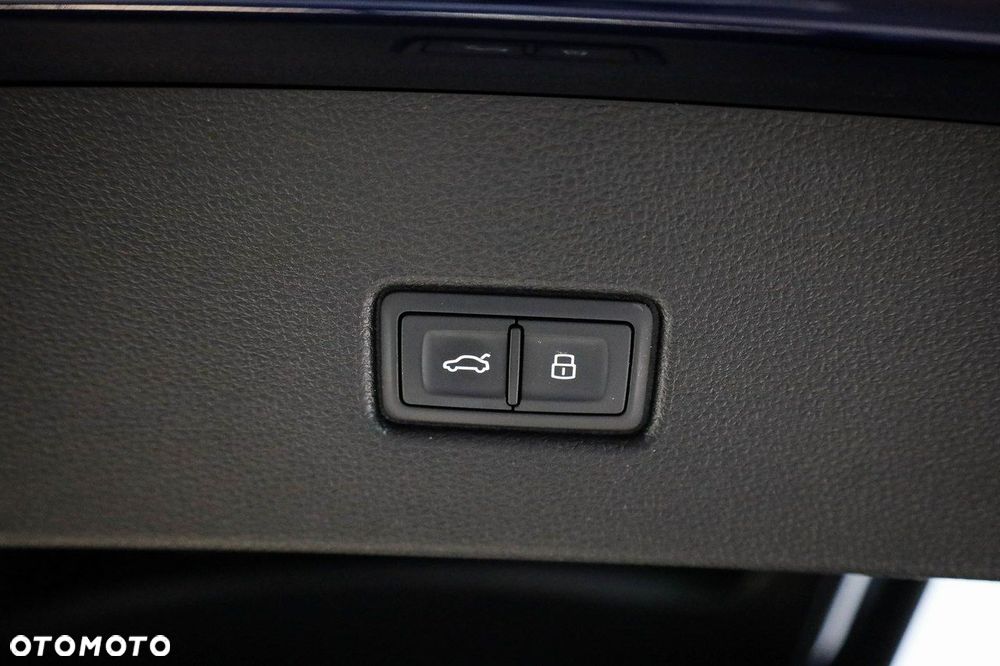 Audi Q5 Sportback - 30