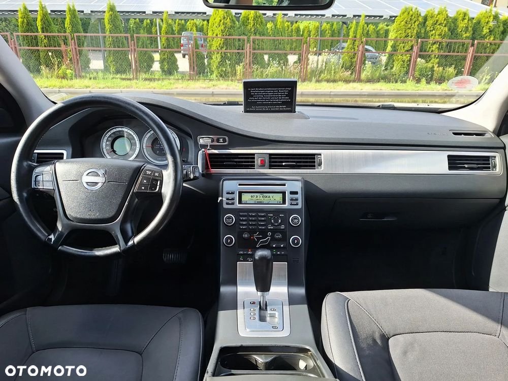 Volvo XC 70 D5 AWD Kinetic - 38