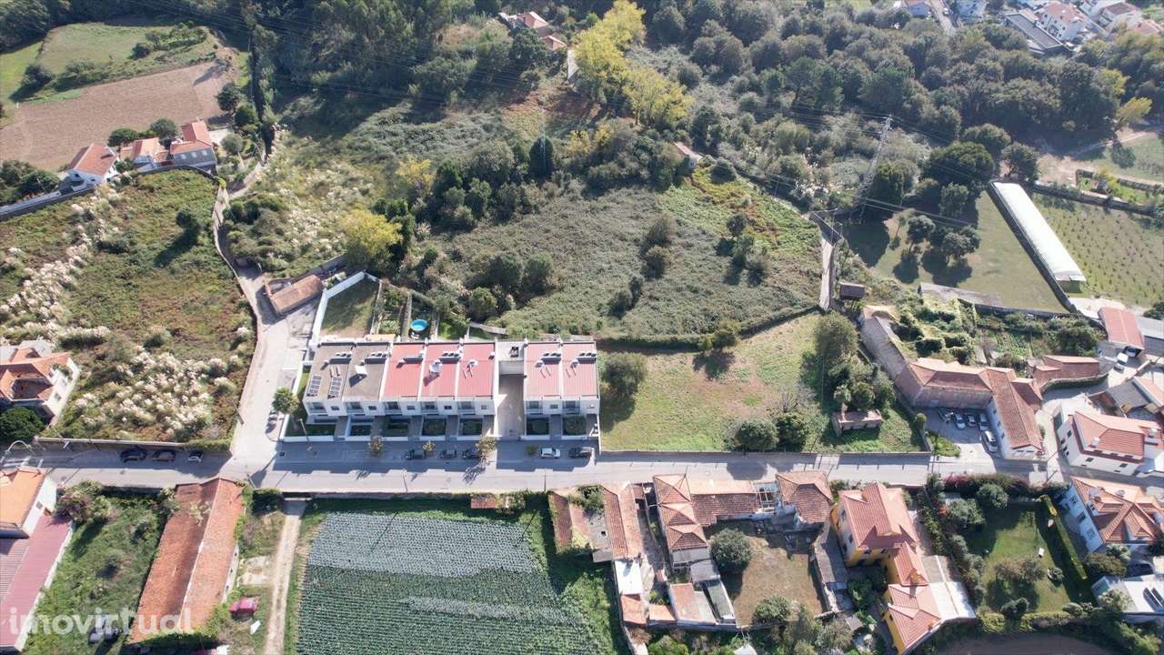 Terreno Urbano com 2.194m2 - Uma Oportunidade de Investimento Perfeita - Grande imagem: 2/27