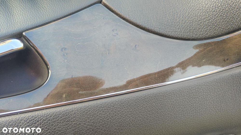 MERCEDES W211 BOCZEK TAPICERKA Prawy Przód Przedni Skórzany EU 02-06 - 11