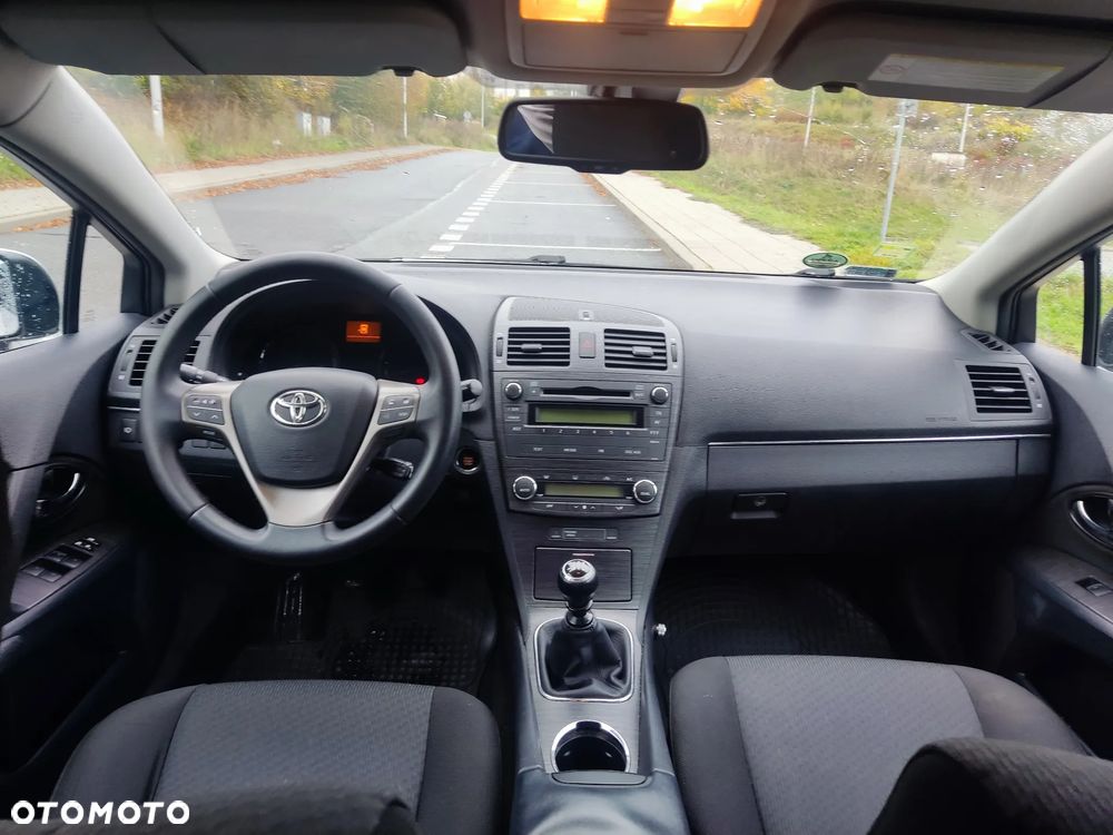 Toyota Avensis 2.0 D-4D Sol plus - 22