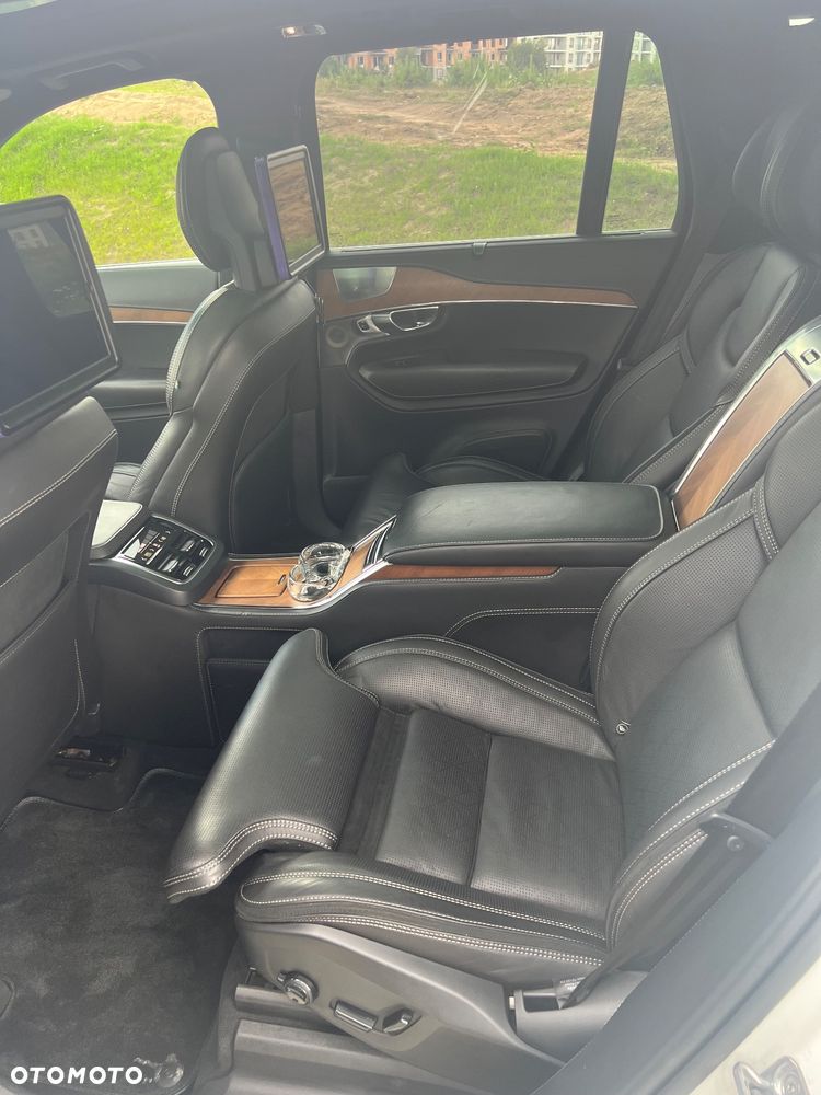 Volvo XC 90 T8 AWD Plug-In Hybrid Excellence - 23