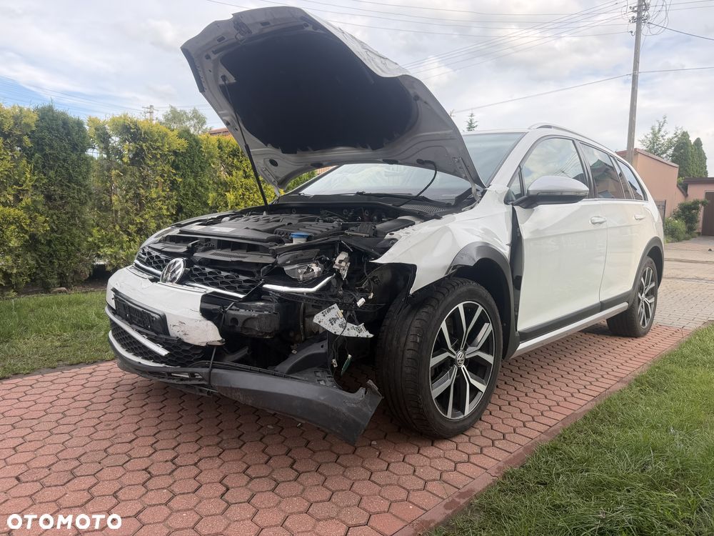 Volkswagen Golf Alltrack - 2