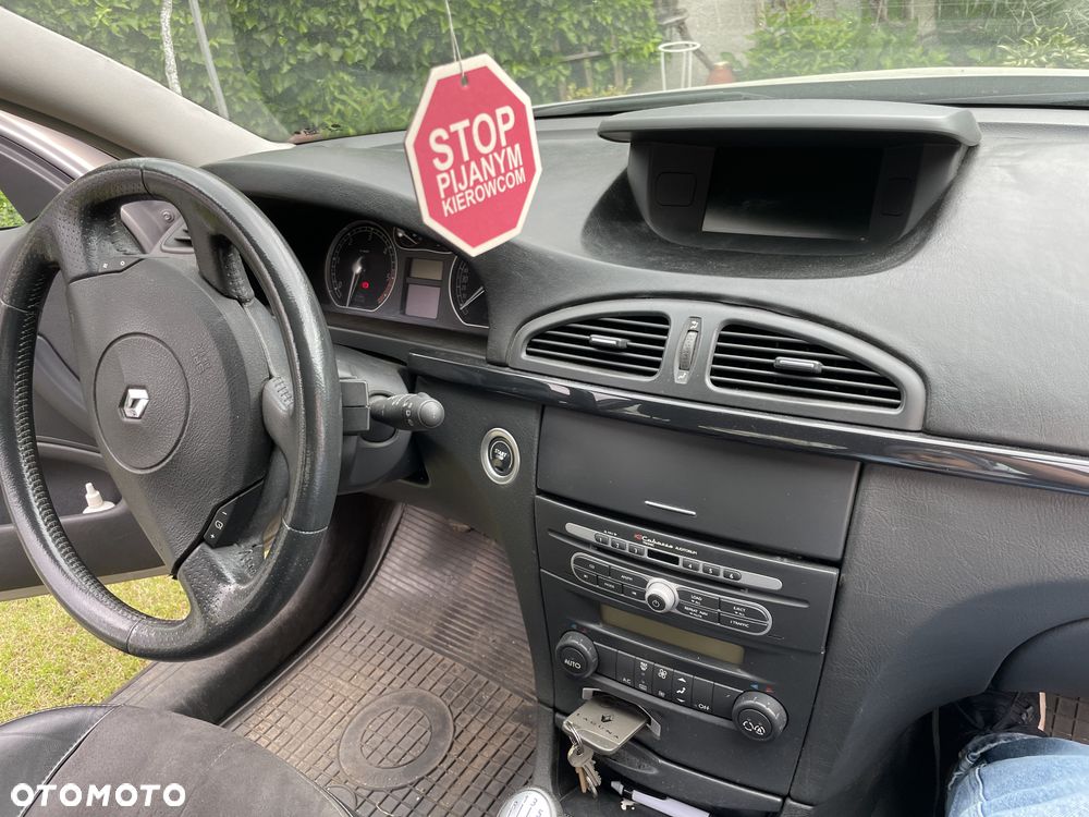 Renault Laguna 1.9 dCi FAP Authentique - 5