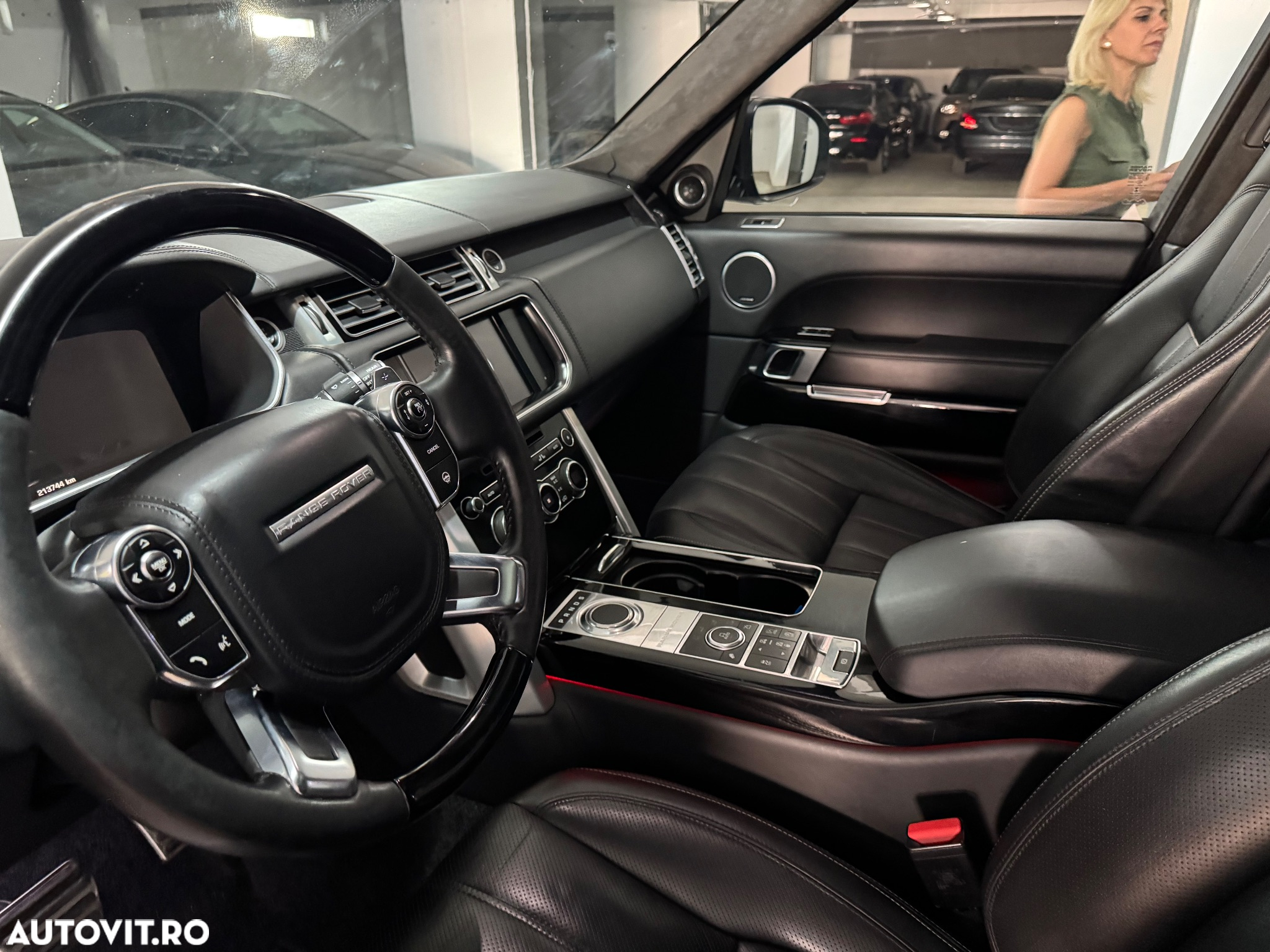 Land Rover Range Rover Vogue - 12