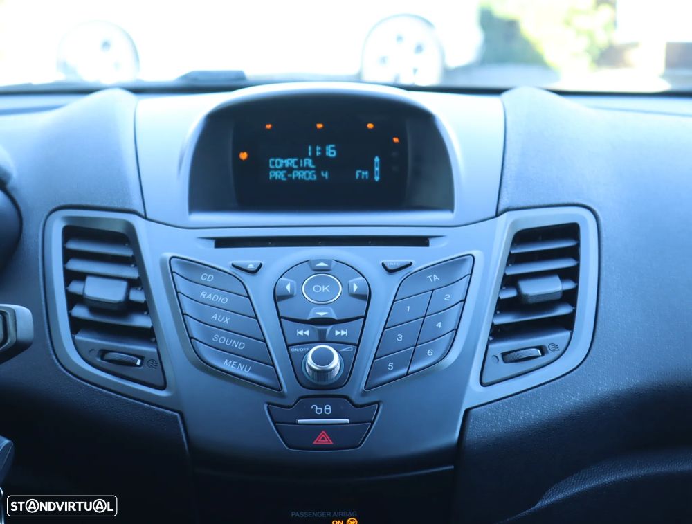 Ford Fiesta 1.0 Ti-VCT Trend - 38