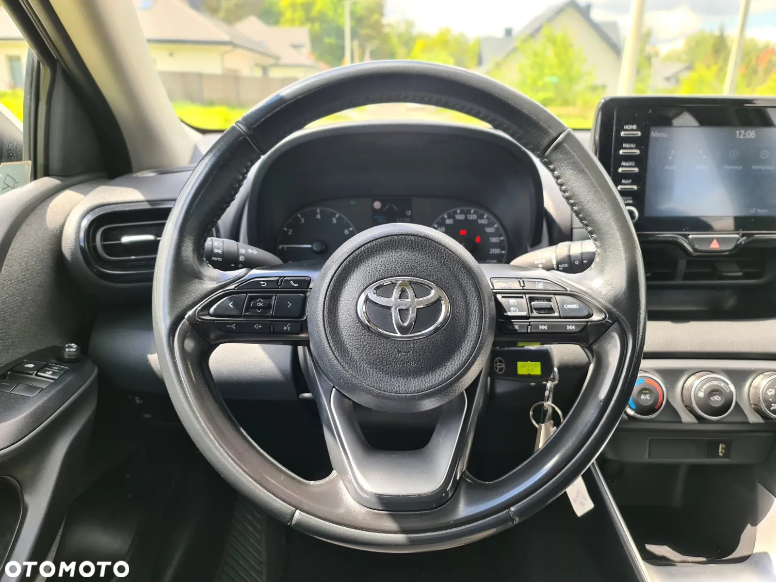 Toyota Yaris 1.0 Comfort - 28