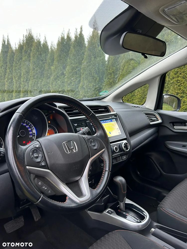 Honda Jazz 1.5 i-VTEC CVT Dynamic - 16